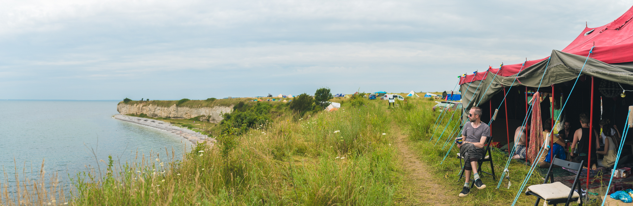 Tea by the Sea — panoramic view of the tent by the Baltic Sea